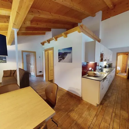 Kitzsteinhorn -summercard Included Apartment