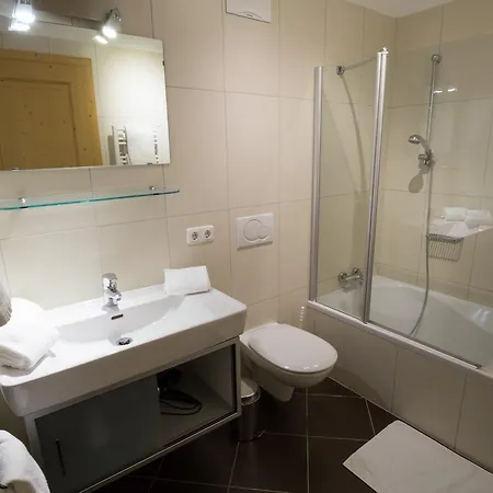 Апартаменты Kitzsteinhorn -summercard Included Капрун