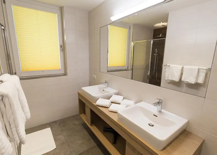 Kitzsteinhorn -summercard Included דירה